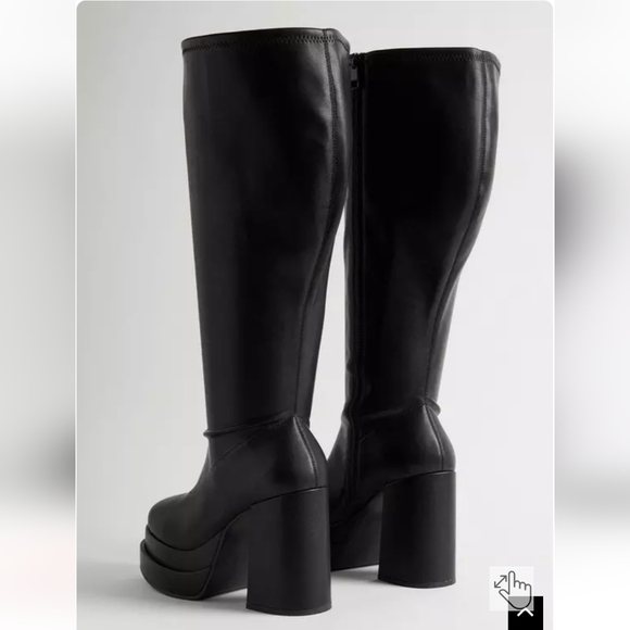 Black Platform Knee-High Boots - Picture 3 of 4